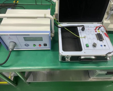 人体静電検出器